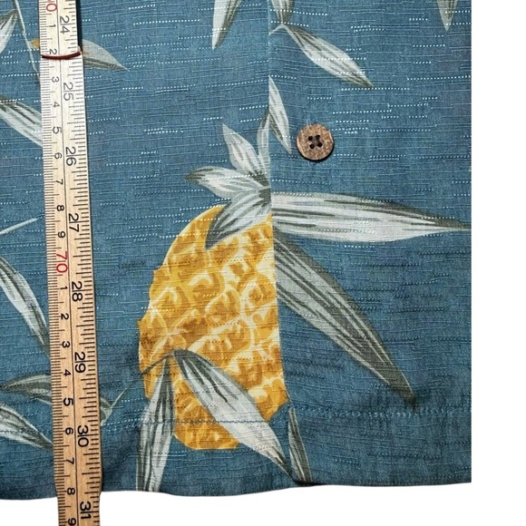 Tommy Bahama Mens Medium Silk Pineapple Bamboo Tropical Camp Shirt Short Sleeve - Picture 6 of 6